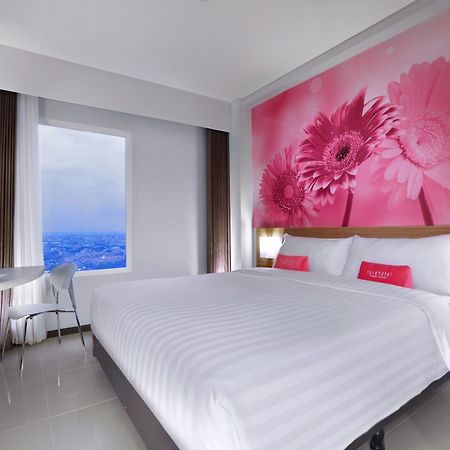 เฟฟโฮเต็ล รุงกุต สุราบายา Hotel ภายนอก รูปภาพ