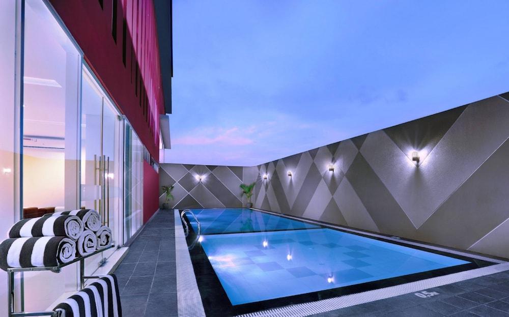 เฟฟโฮเต็ล รุงกุต สุราบายา Hotel ภายนอก รูปภาพ